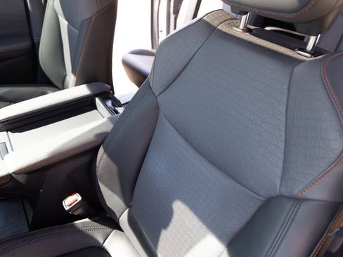 Used 2024 Toyota Sienna XSE w/ XSE Plus Package image 17