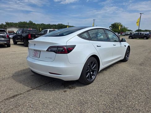 Used 2021 Tesla Model 3 Long Range AWD/4WD image 9
