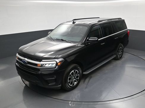 Used 2022 Ford Expedition Max XLT AWD/4WD image 30