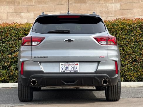 Certified 2023 Chevrolet TrailBlazer RS w/ Sun and Liftgate Package FWD image 5