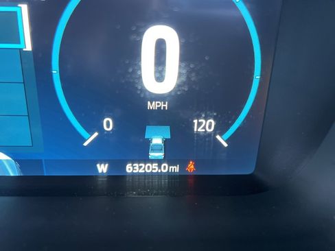 Certified 2021 Ford F150 Platinum w/ Equipment Group 701A High image 3