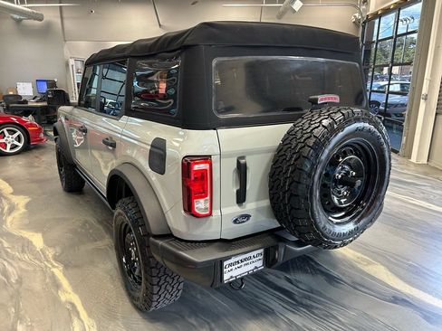 Used 2022 Ford Bronco Black Diamond AWD/4WD image 35