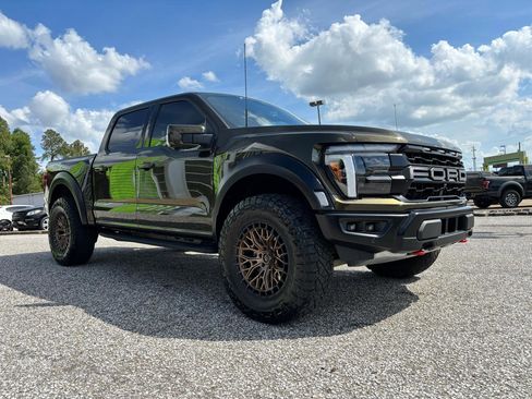 Used 2025 Ford F150 Raptor image 13