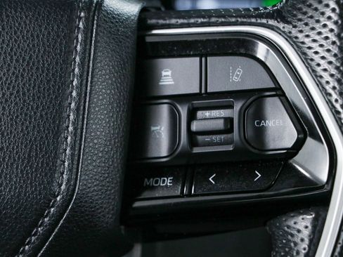 Used 2024 Toyota Sequoia Platinum AWD/4WD image 15