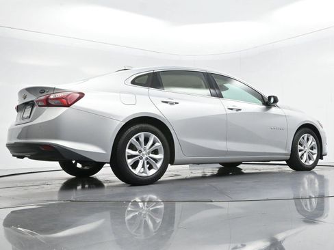 Used 2020 Chevrolet Malibu LT w/ Leather Package FWD image 47