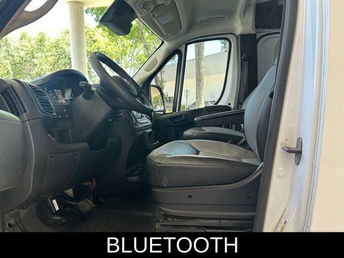 Used 2025 RAM ProMaster 2500 w/ Convenience Group FWD image 7
