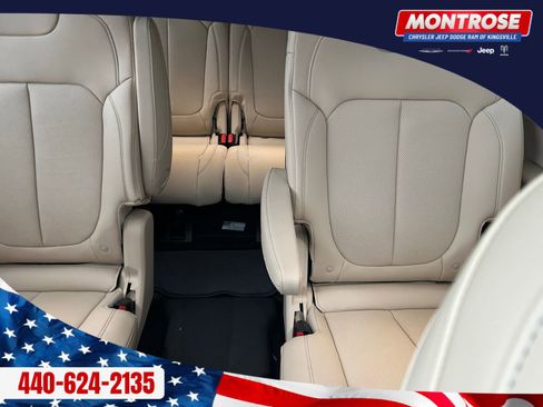 New 2025 Jeep Grand Cherokee L Limited w/ Luxury Tech Group II AWD/4WD image 20