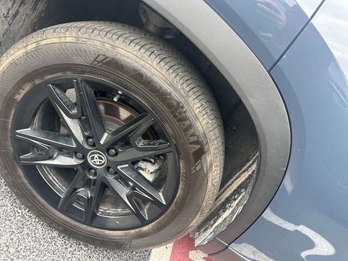 Used 2025 Toyota Grand Highlander AWD image 5