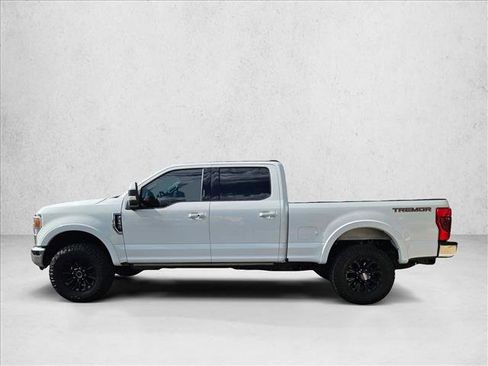 Used 2022 Ford F350 Lariat w/ Tremor Off-Road Package image 9