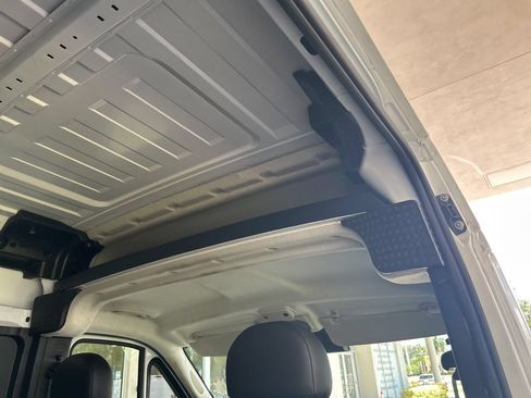 Used 2025 RAM ProMaster 2500 w/ Convenience Group FWD image 28