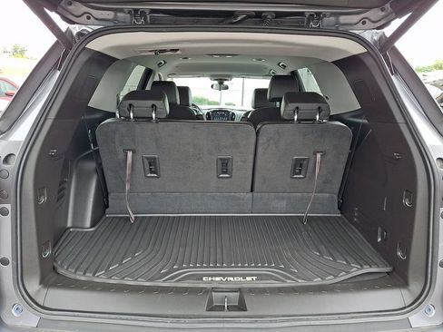 Used 2019 Chevrolet Traverse LT FWD image 31