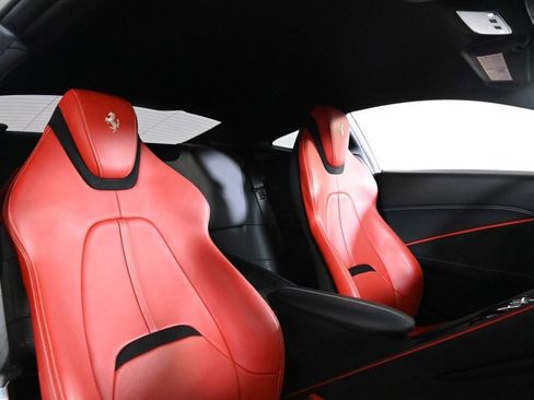 Certified 2022 Ferrari Roma RWD image 4
