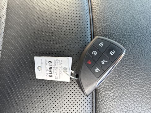 Used 2024 GMC Yukon XL Denali w/ Advanced Technology Package AWD/4WD image 26