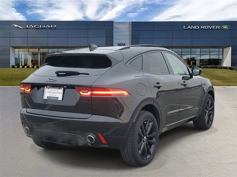 Used 2024 Jaguar E-PACE R-Dynamic SE image 3