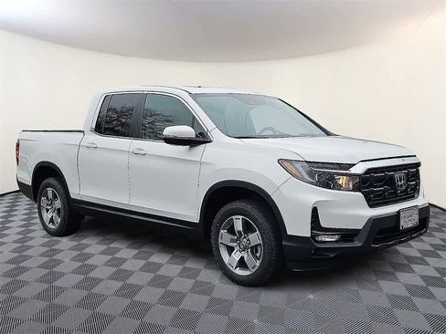 New 2026 Honda Ridgeline RTL image 2