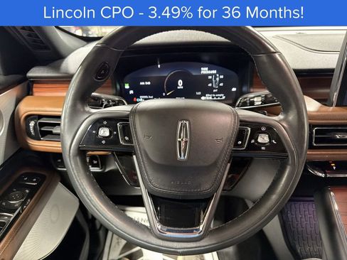 Certified 2023 Lincoln Aviator Reserve w/ Equipment Group 201A image 11
