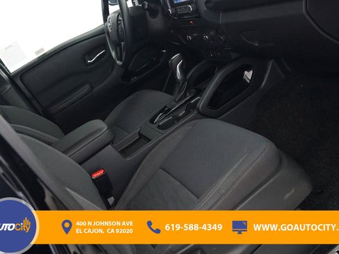 Used 2023 Nissan Frontier SV w/ Midnight Edition Package RWD image 8