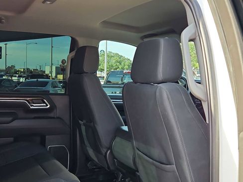 Used 2025 Chevrolet Silverado 2500 LT AWD/4WD image 17