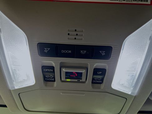 Used 2023 Toyota RAV4 XLE Premium image 21