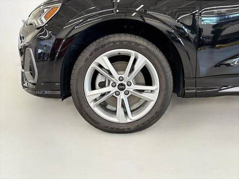 Certified 2023 Audi Q3 2.0T Premium w/ Convenience Package image 23