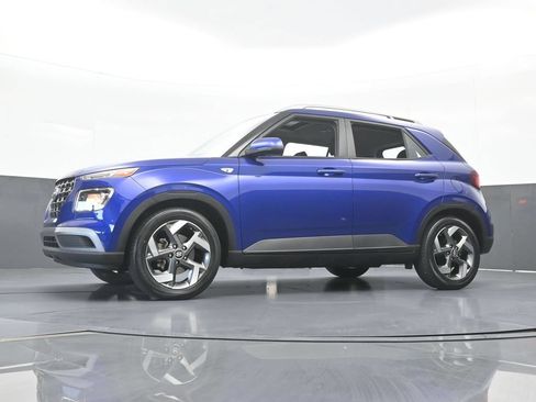 Used 2022 Hyundai Venue SEL FWD image 49