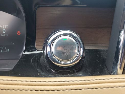 Used 2022 Lincoln Corsair Reserve image 33