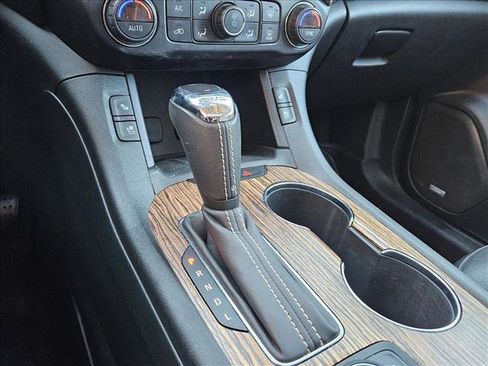 Used 2019 GMC Acadia Denali w/ Technology Package image 18