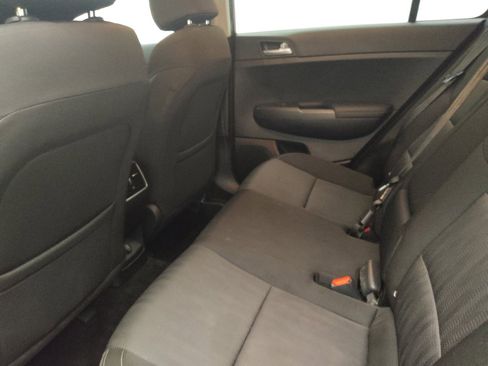 Used 2021 Kia Sportage LX image 18