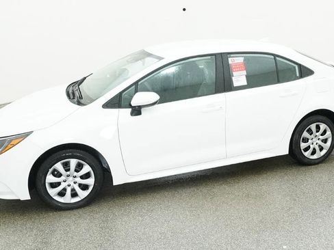 New 2026 Toyota Corolla LE FWD image 11
