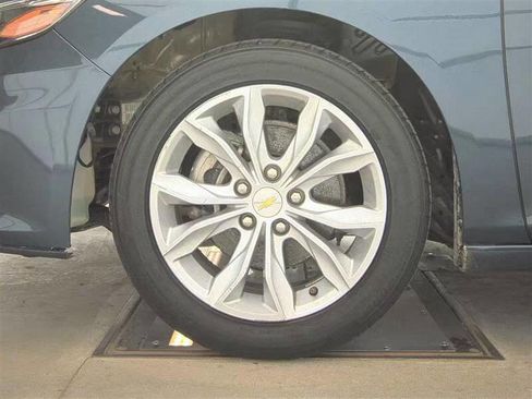 Used 2020 Chevrolet Malibu LT FWD image 11