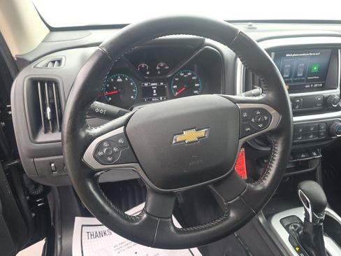 Used 2022 Chevrolet Colorado LT w/ Fleet Safety Package image 11