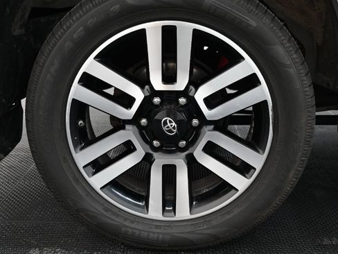 Used 2018 Toyota 4Runner Limited AWD/4WD image 48