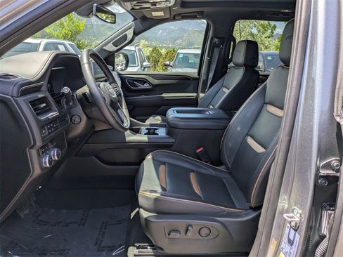 Used 2022 GMC Yukon AT4 image 13
