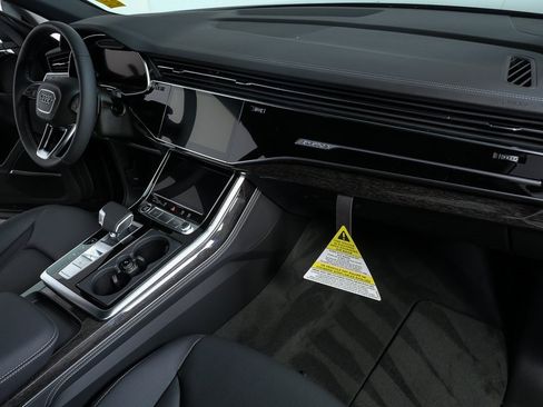 New 2026 Audi Q8 Premium Plus image 23