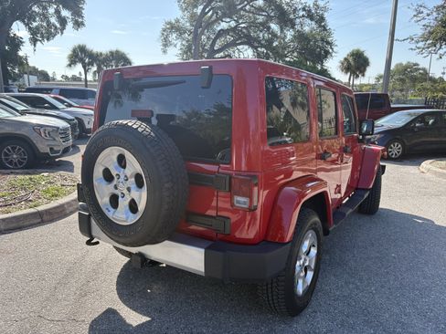 Used 2014 Jeep Wrangler Unlimited Sahara w/ Trailer Tow Group AWD/4WD image 7
