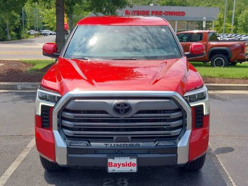 Used 2025 Toyota Tundra Limited AWD/4WD image 3