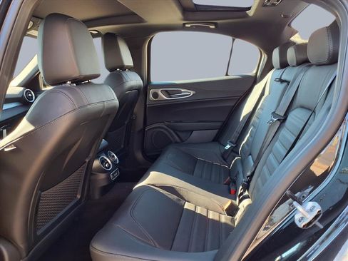 New 2025 Alfa Romeo Giulia w/ Veloce Package Rwd image 9