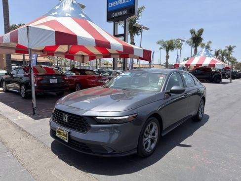 Used 2024 Honda Accord EX image 4