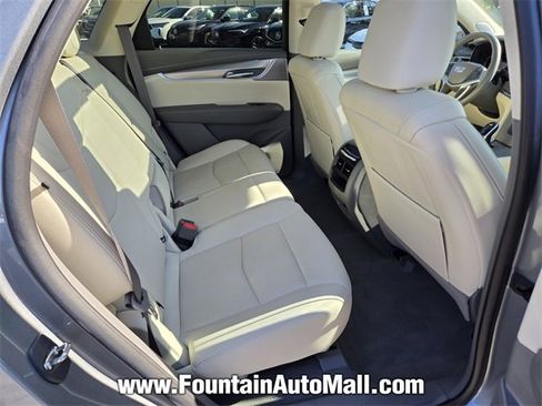 Used 2023 Cadillac XT5 Premium Luxury image 17
