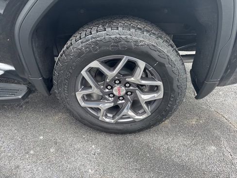 New 2026 GMC Sierra 1500 SLT w/ SLT Premium Plus Package image 22