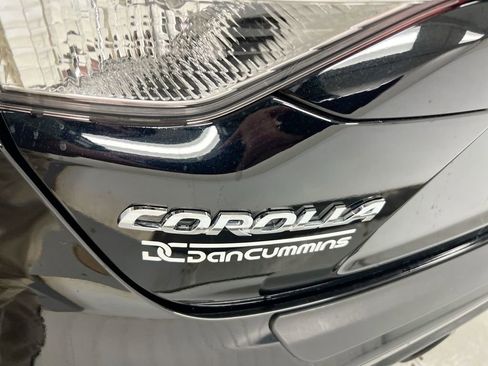 Used 2025 Toyota Corolla SE w/ Convenience Package image 25