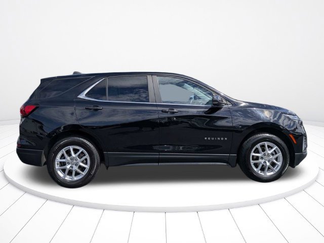 Used 2024 Chevrolet Equinox LT FWD image 2