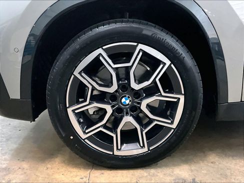 Used 2025 BMW X1 xDrive28i w/ Convenience Package AWD/4WD image 12