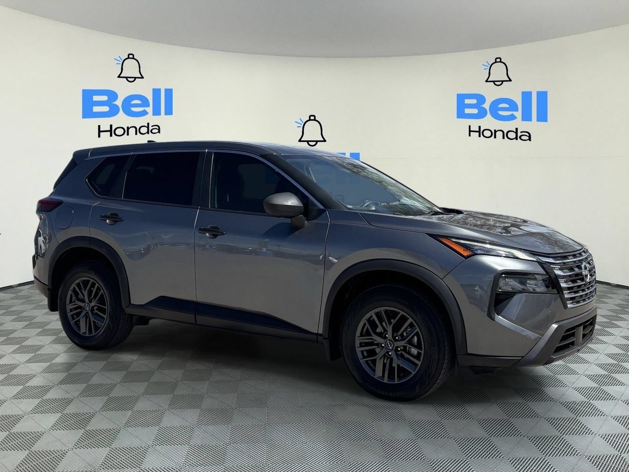 Used 2024 Nissan Rogue S FWD image 6