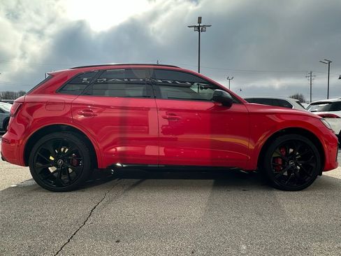 Used 2024 Audi SQ5 Prestige image 13