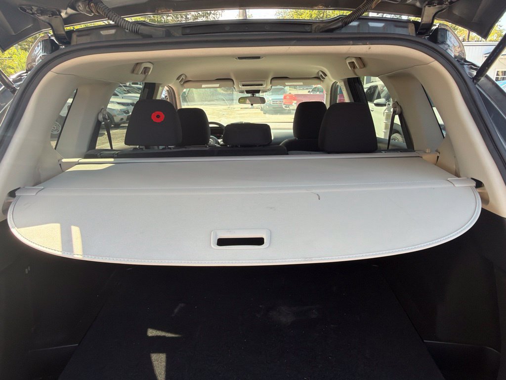 Used 2021 Nissan Rogue S FWD image 9