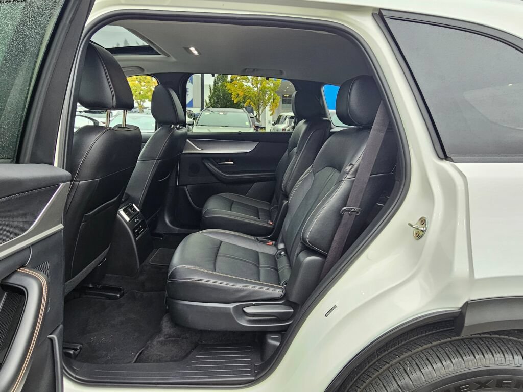 Certified 2024 MAZDA CX-90 Plug-In Hybrid w/ Preferred AWD/4WD image 27