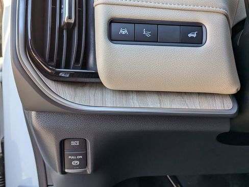 New 2026 Nissan Armada Platinum Reserve image 16