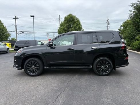 Used 2023 Lexus GX 460 Premium AWD/4WD image 2