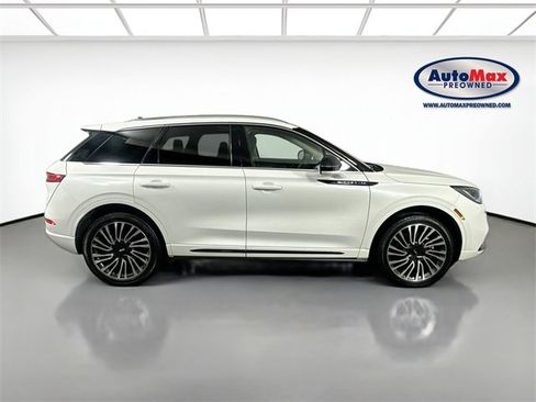 Used 2022 Lincoln Corsair Grand Touring image 10